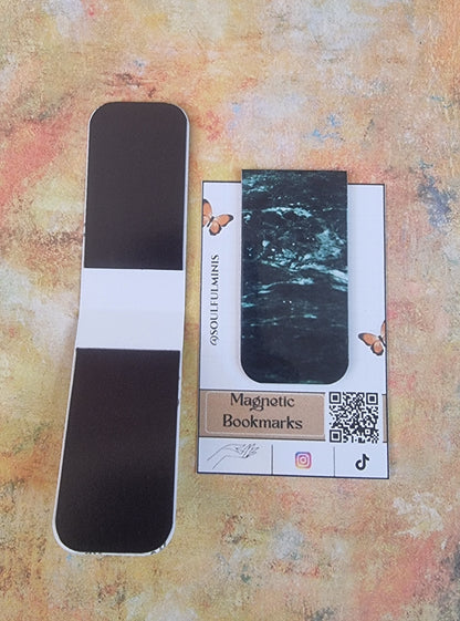 🌀 Elegant Touch – Marble Magnetic Bookmarks