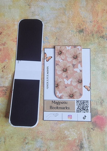 🌸 Bloom Collection – Magnetic Bookmarks