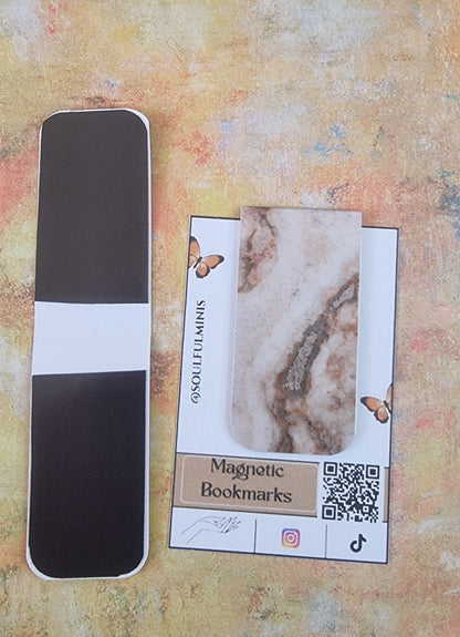 🌀 Elegant Touch – Marble Magnetic Bookmarks